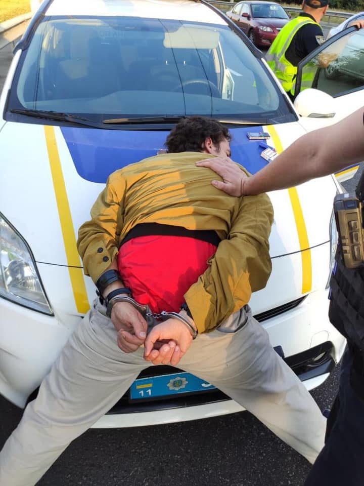 Стрелка из киевского троллейбуса поймали в другом троллейбусе: появилось видео