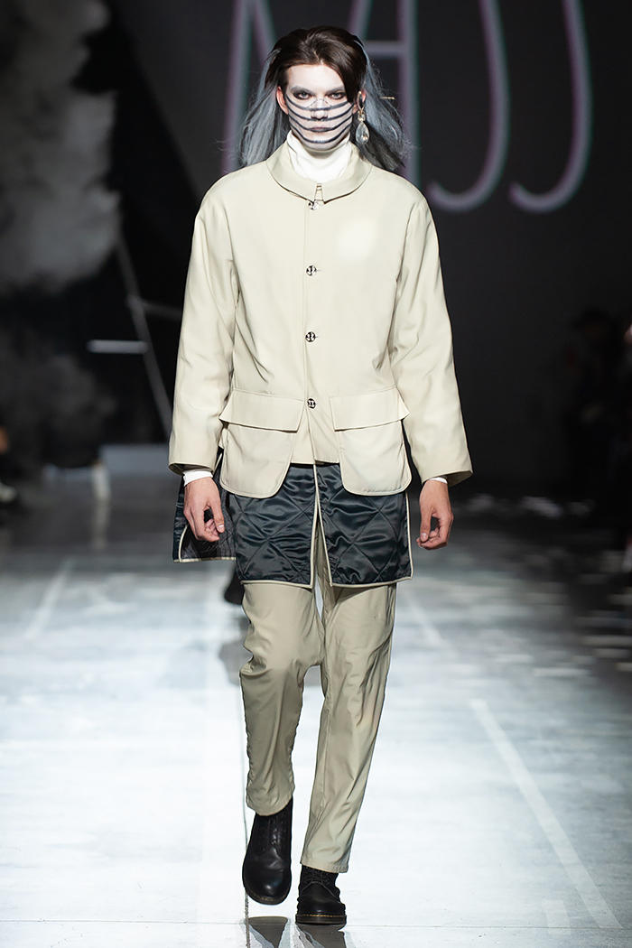 Збрив бороду і став 3D-моделлю: як учасники "Топ-моделі по-українськи" UFW підкорювали