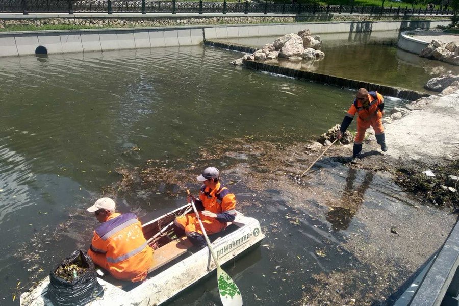 Пляжи пустые, а цены взлетели: появились фото проваленного "сезона" в Крыму
