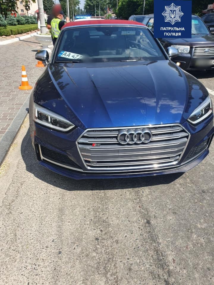 Українських водіїв попередили про штрафи за маскування номерів від камер автофіксації