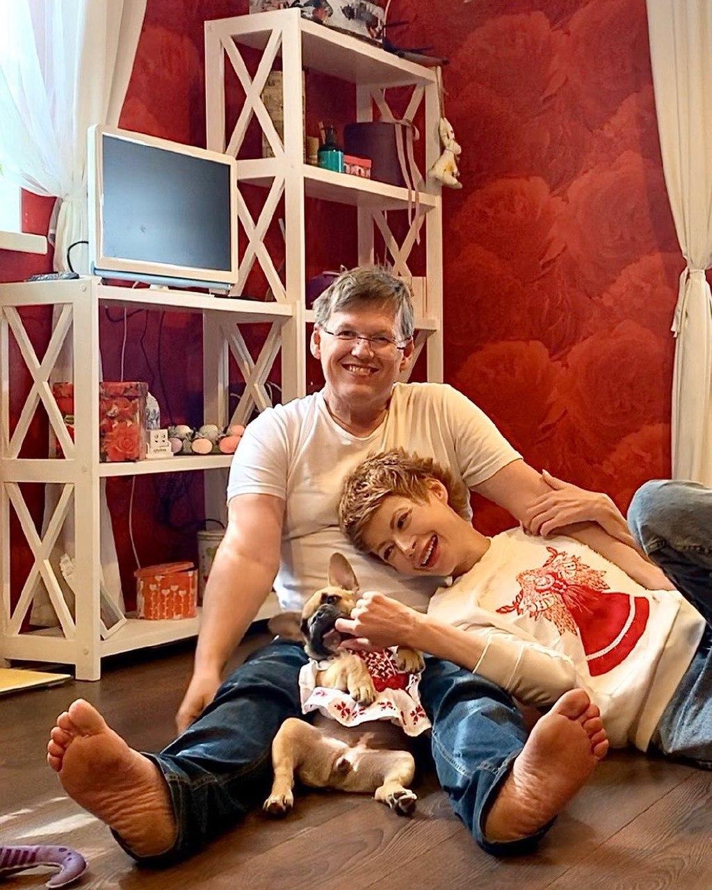 Любимый варит Елене-Кристине Лебедь веганские супчики