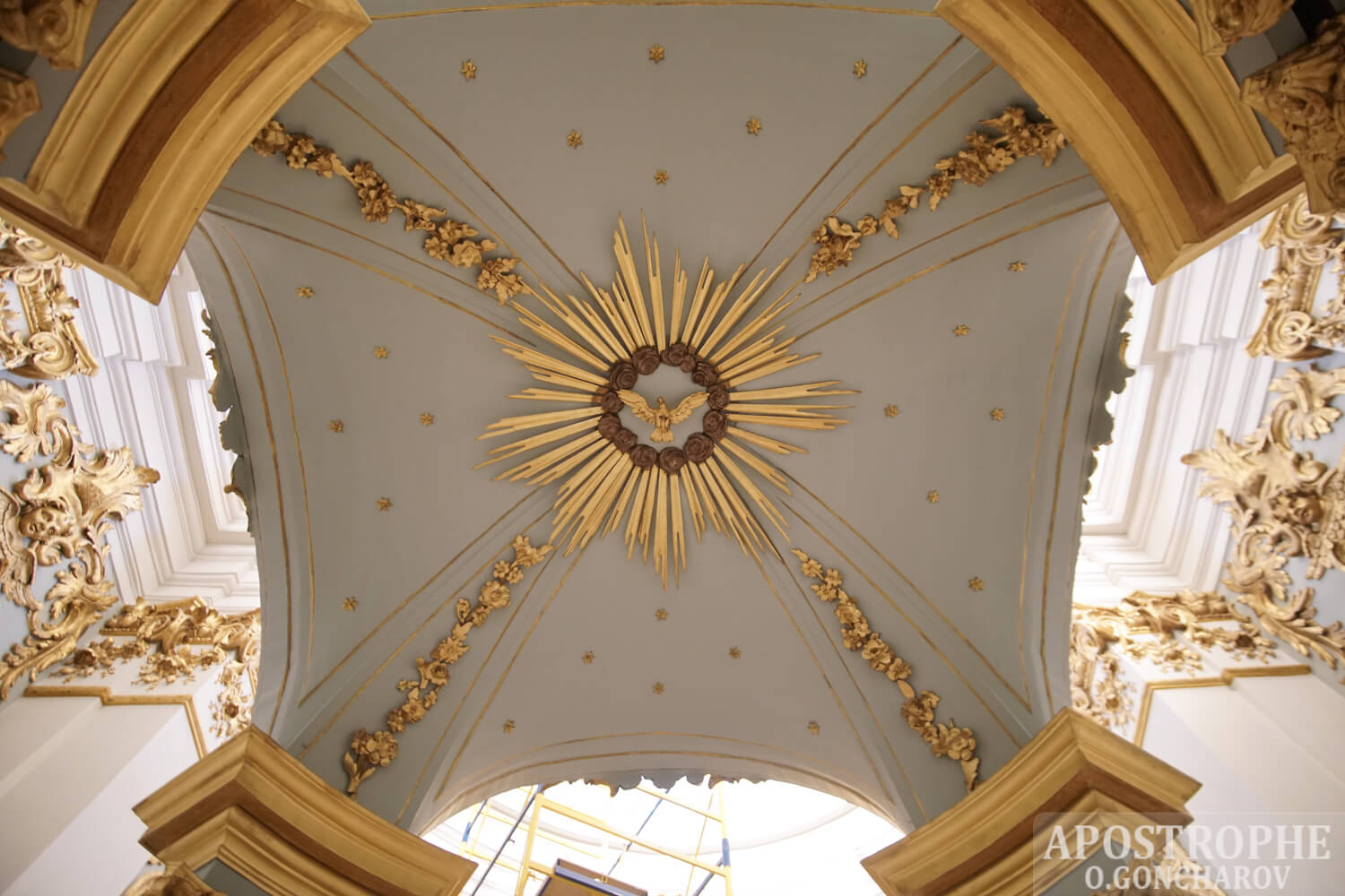 Андреевскую церковь откроют после 5-летнего ремонта: фото и видео изнутри