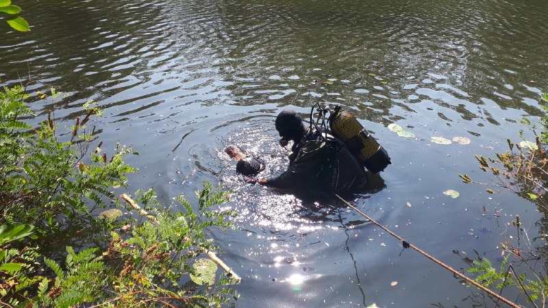 В озере Киева обнаружили бездыханное тело мужчины: шокирующие подробности
