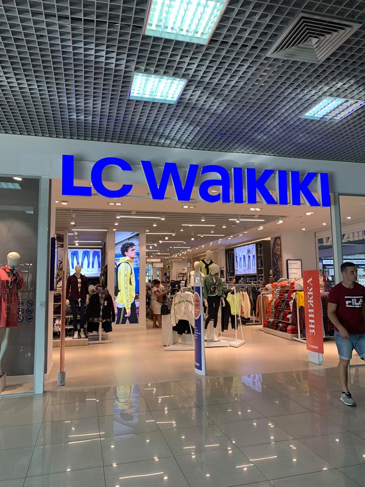 В Одесі "засікли" прихильницю "русского мира": фото "героїні"