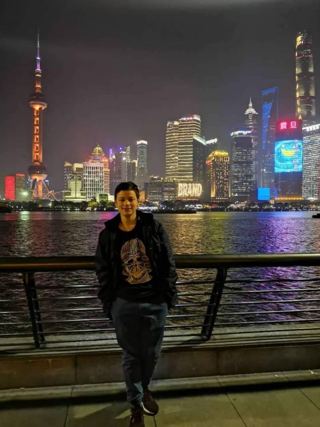 В Китае украинец покончил с собой из-за издевательств учителя: новые детали инцидента