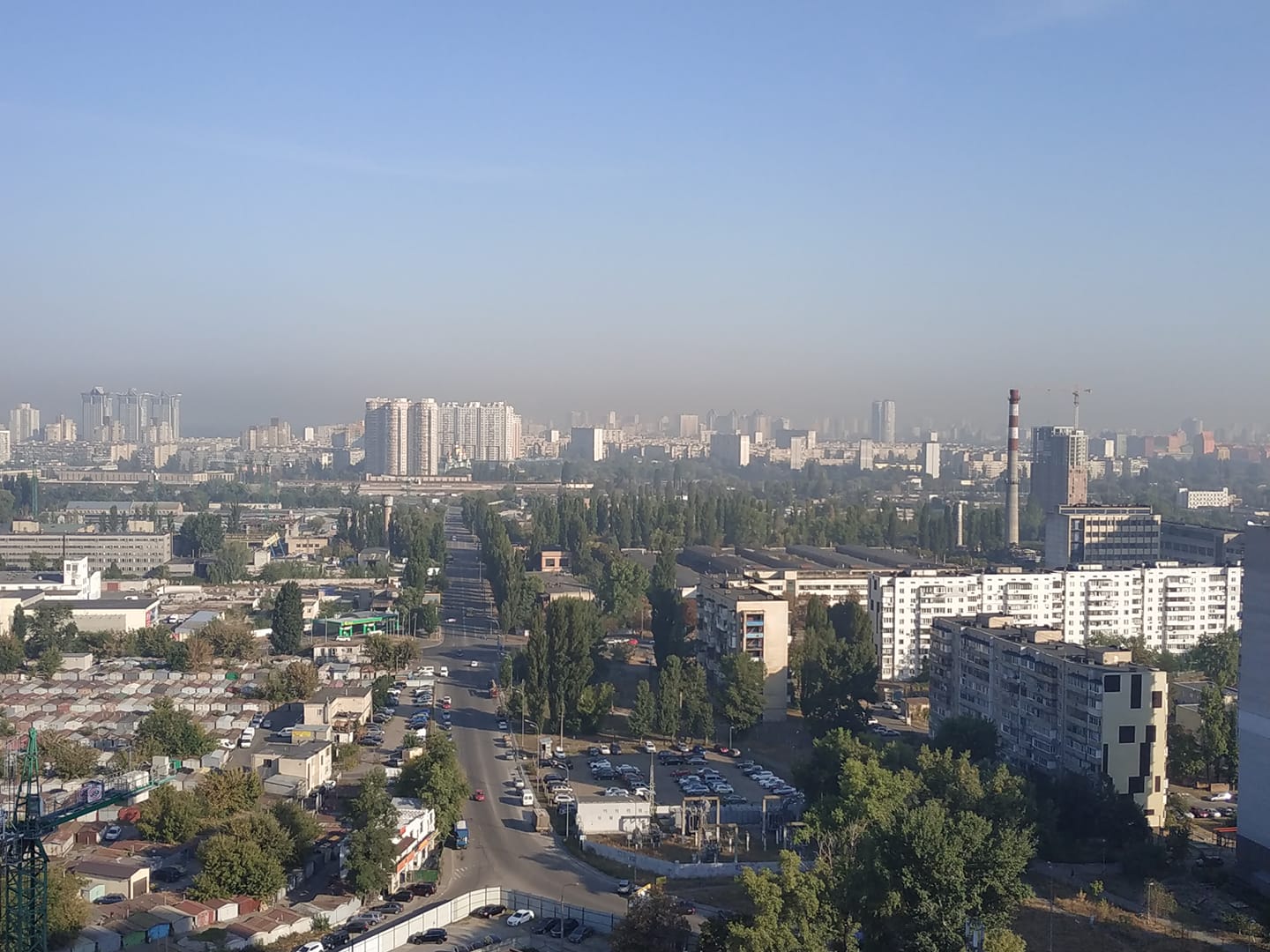 Жителі Києва задихаються від диму і смогу: причини НП і як уникнути отруєння