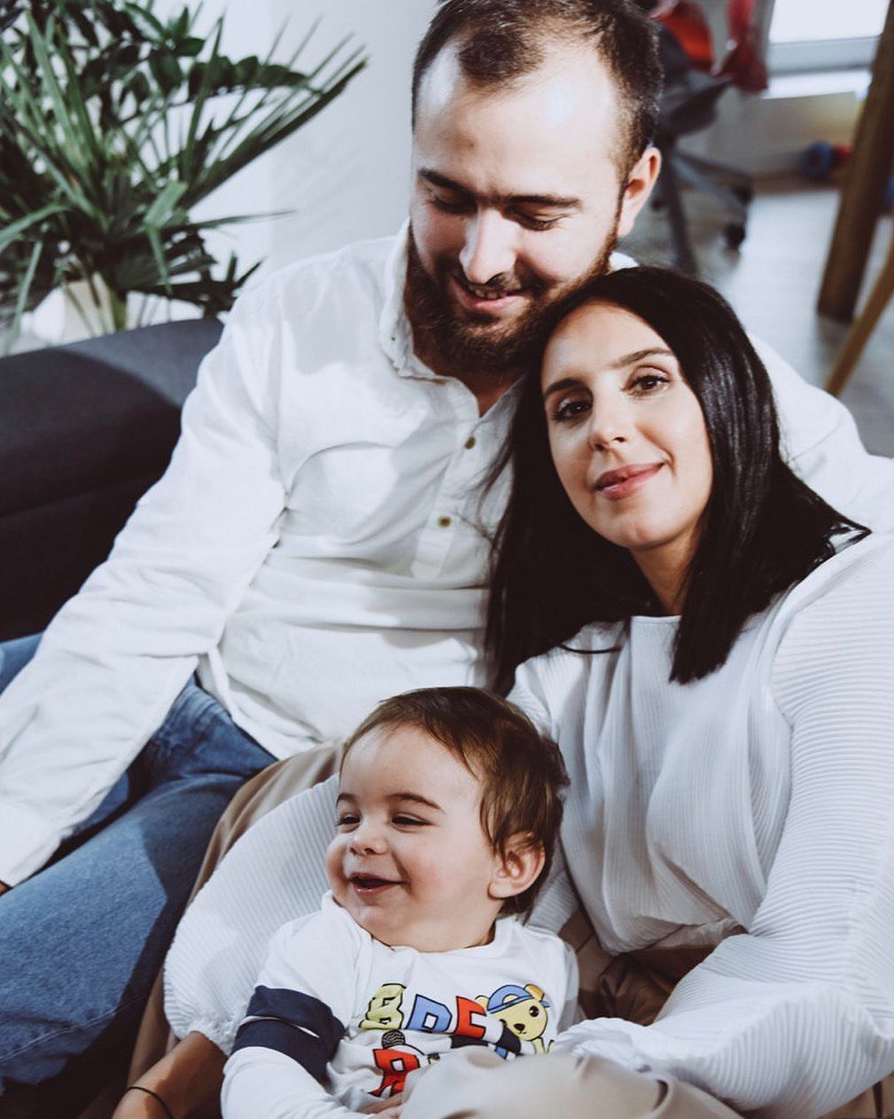 &quot;Жизнь состоит из моментов&quot;: Джамала умилила семейной идиллией с мужем и сыном