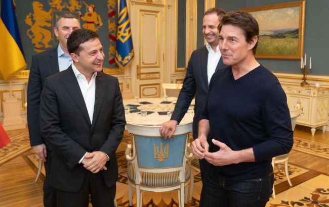 Том Круз прилетел в Одессу на своем самолете: что известно (фото)