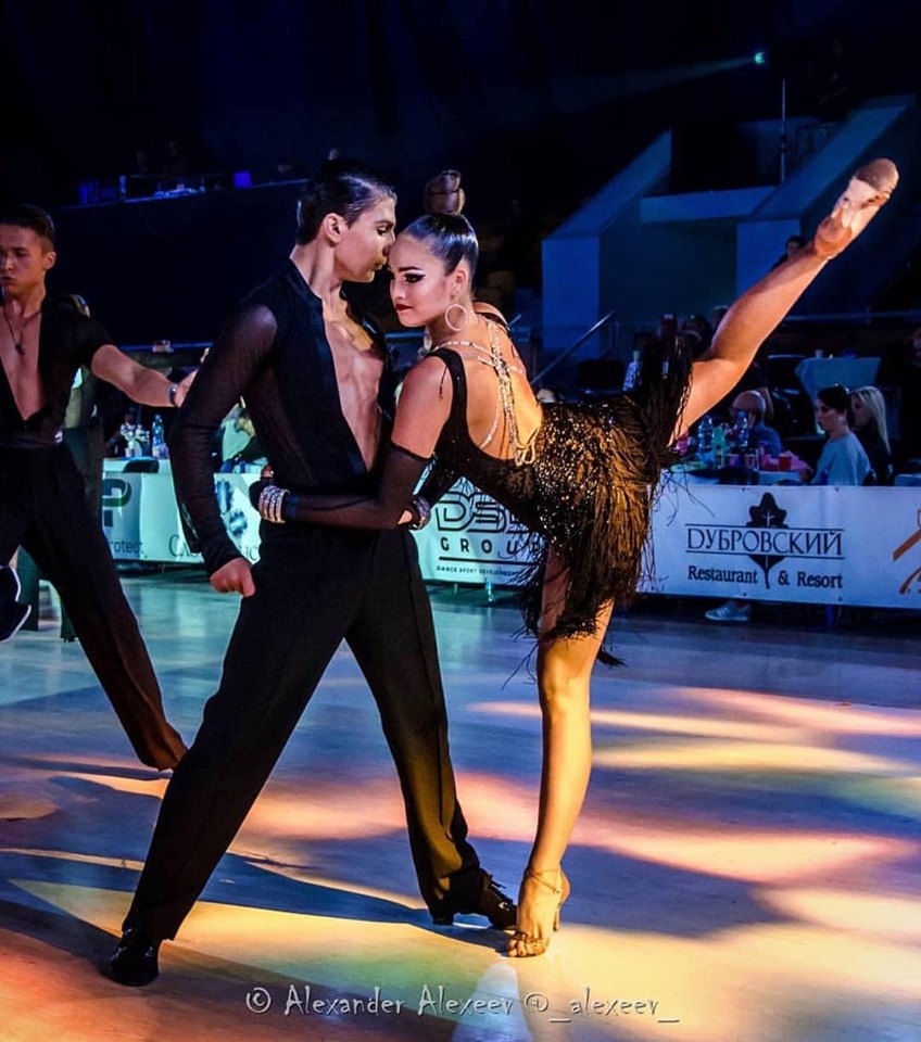 Українські танцюристи зайняли перше місце на престижному міжнародному турнірі (фото)