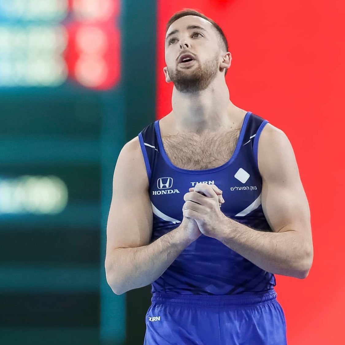 Гімнаст з Дніпра взяв "золото" Олімпіади 2020: що про нього відомо