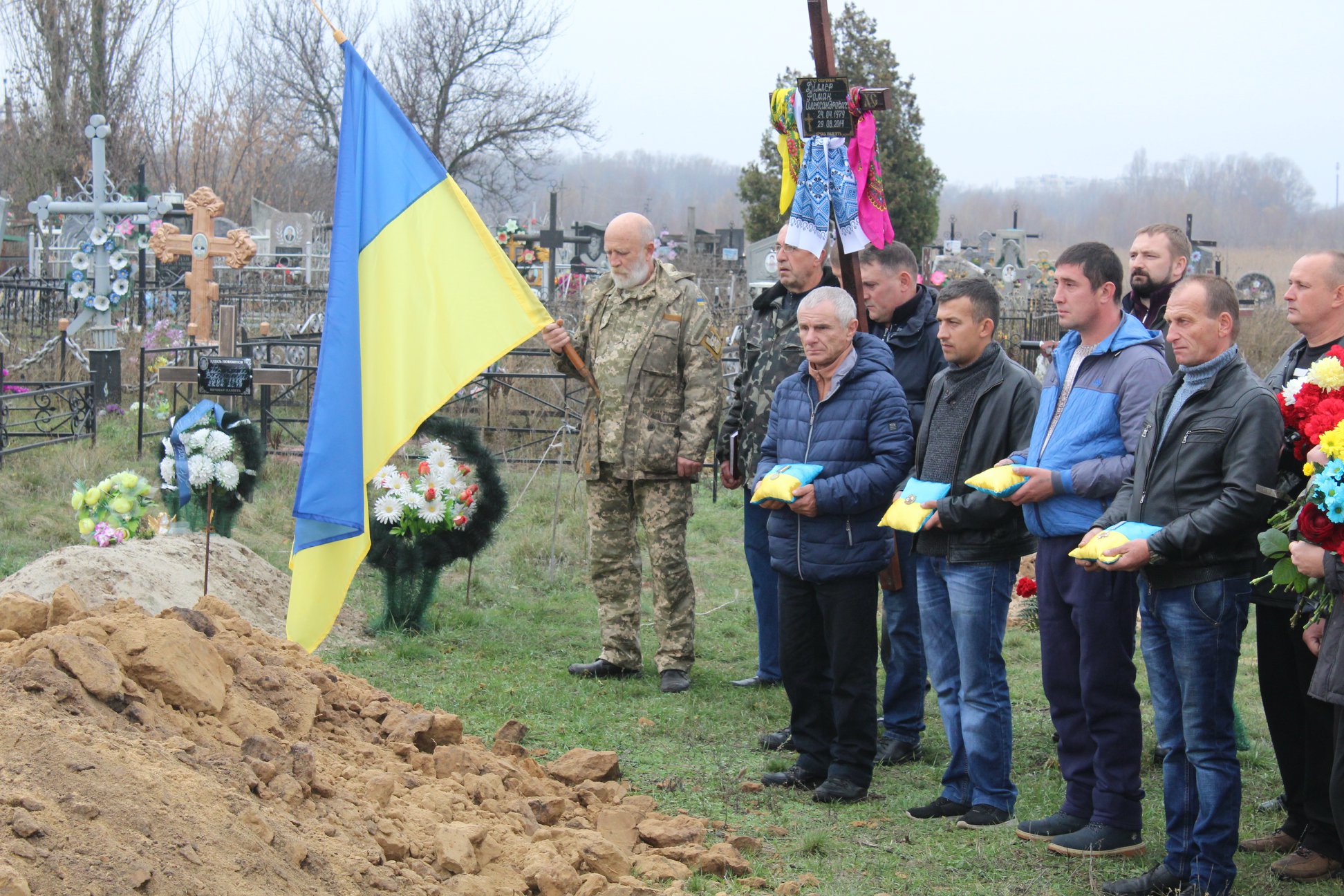 Вважали зниклим: під Полтавою перепоховали загиблого бійця в Іловайському котлі