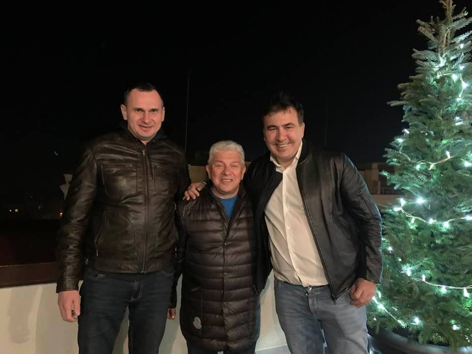 Саакашвілі відзначив новосілля в Одесі: на свято прийшов і Сенцов (відео)