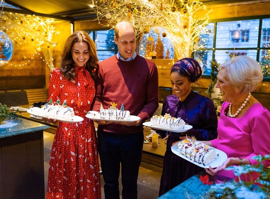 Ідеально на свята: Кейт Міддлтон показала бездоганний образ в яскравих тонах