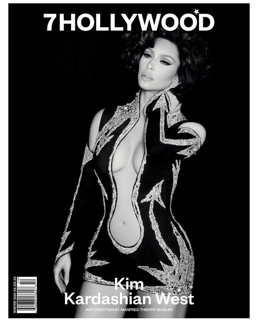 Розкішна діва: Кім Кардашьян блиснула пишними формами у відвертих сукнях Thierry Mugler