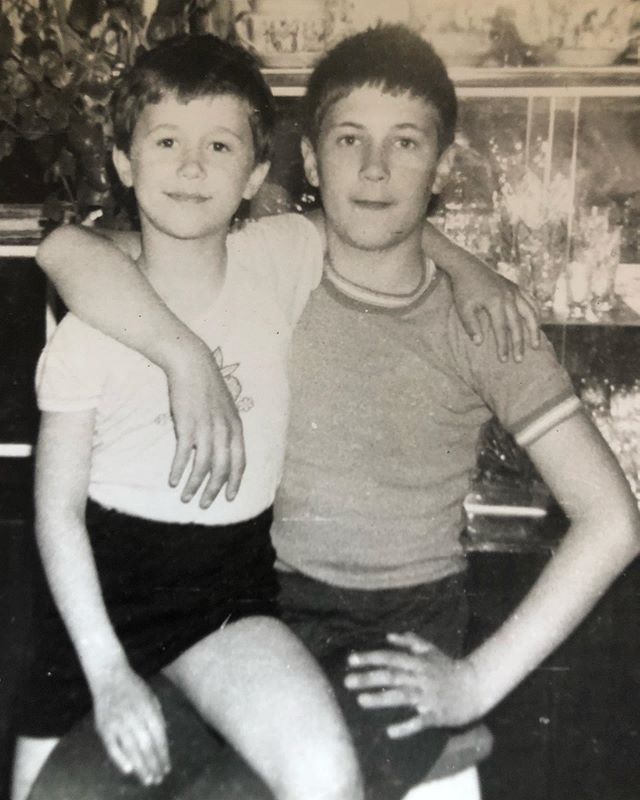 "Очень испугался": Сергей Бабкин поделился ярким воспоминанием и показал брата