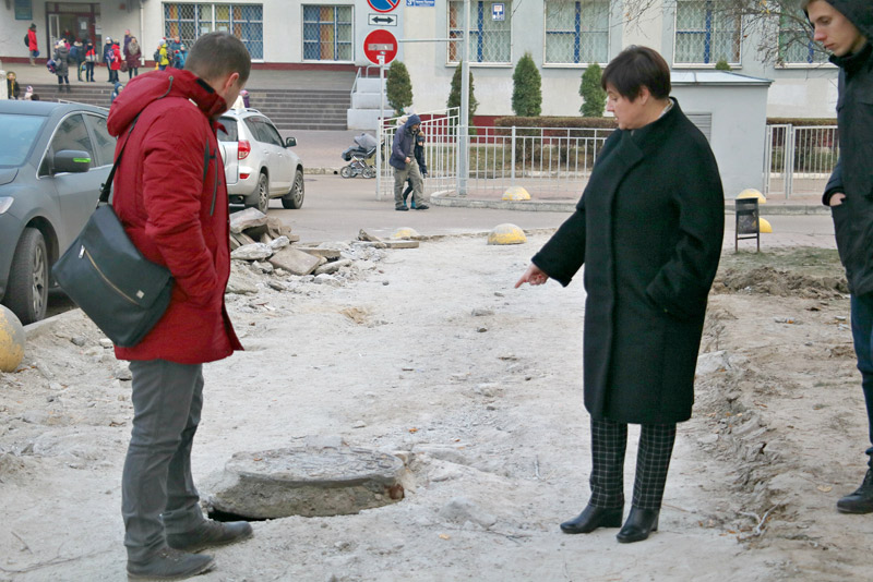 У Києві скоро з'явиться перший теплий тротуар: всі подробиці та фото