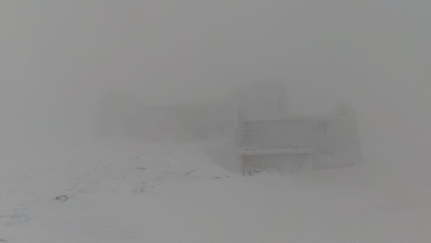 Україну засипає снігом: мальовничі зимові фото