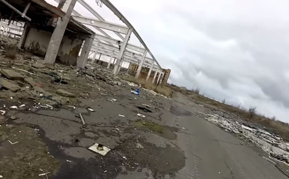 Скелет Левіафана: в мережі показали символ "русского мира" біля Донецька (фото)