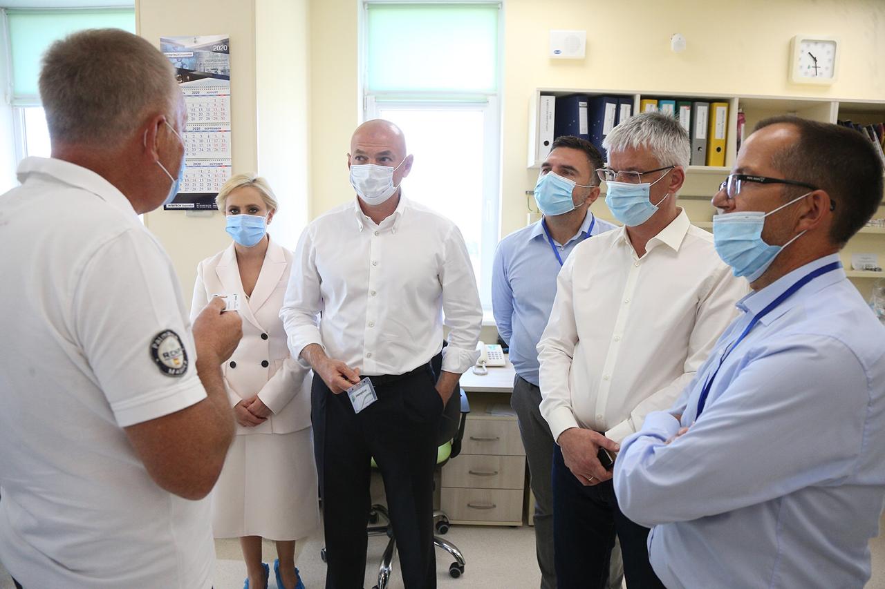 Палица призвал власть поддерживать отечественных производителей лекарств