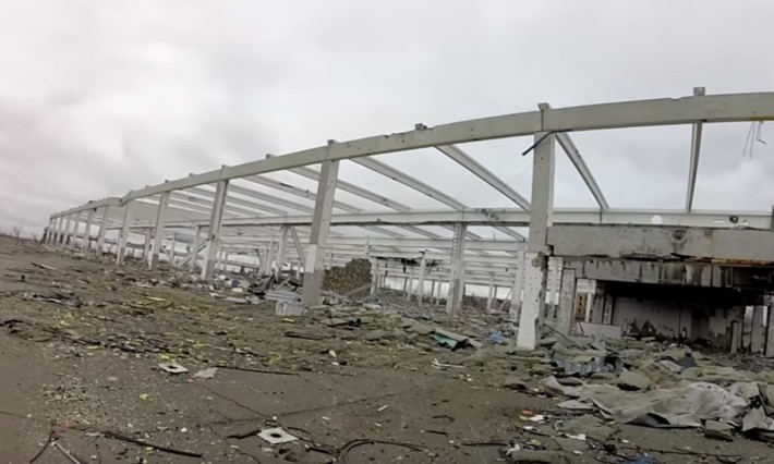 Скелет Левіафана: в мережі показали символ "русского мира" біля Донецька (фото)