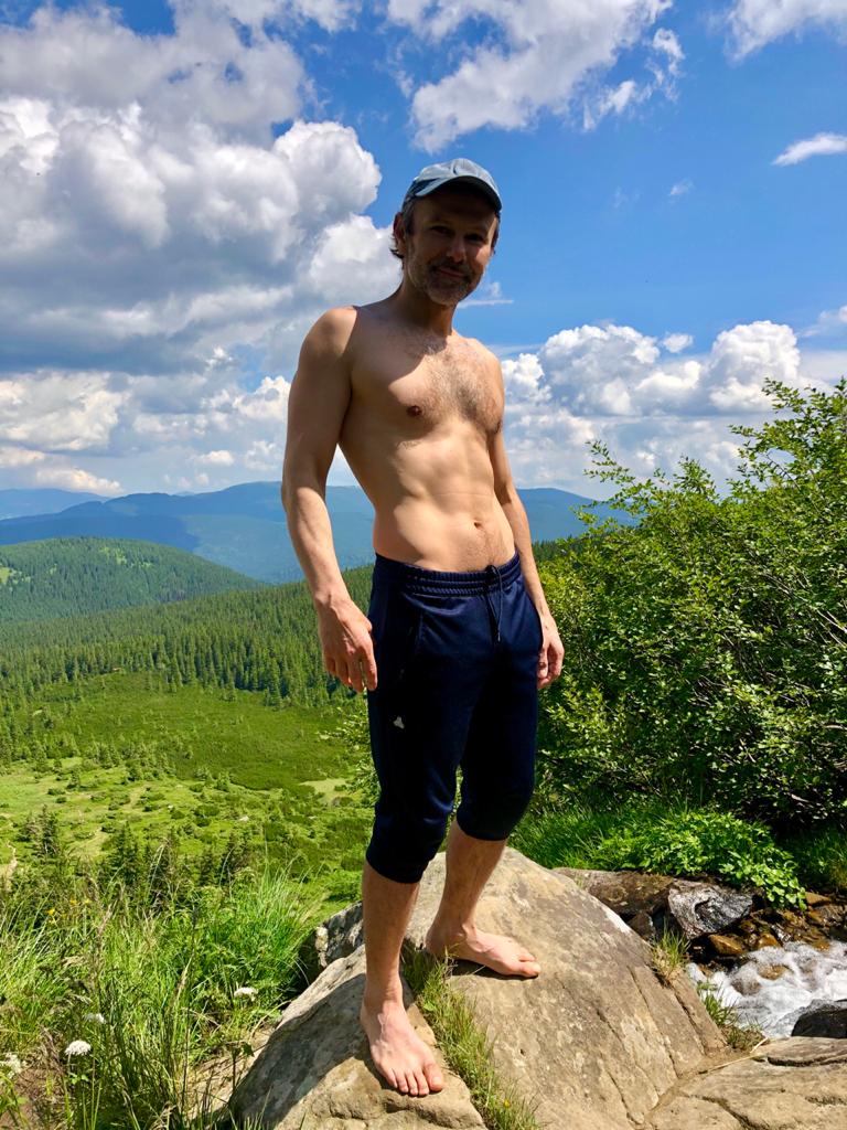 Вакарчук показал, чем занимается после выхода из Рады: яркие фото