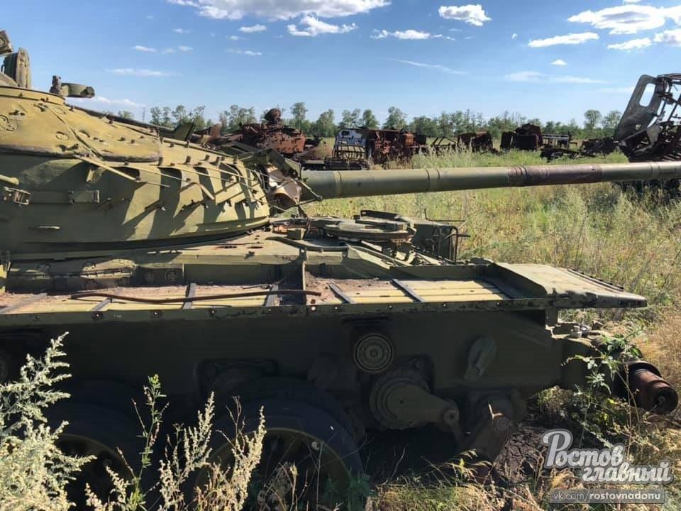 Ни с кем не воюем: появились фото кладбища военной техники под Ростовом