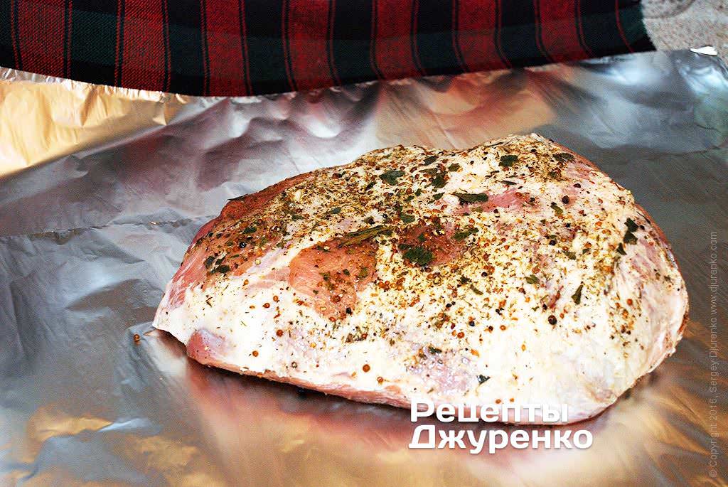 Кулинар поделился рецептом идеальной буженины: готовить проще простого!