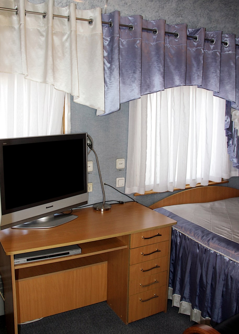 Кухня, спальня і душ: фото найрозкішніших вагонів Укрзалізниці