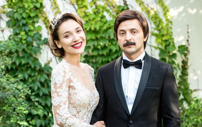 "Це по роботі": Настя Коротка розповіла, як цілувалася з Зеленським