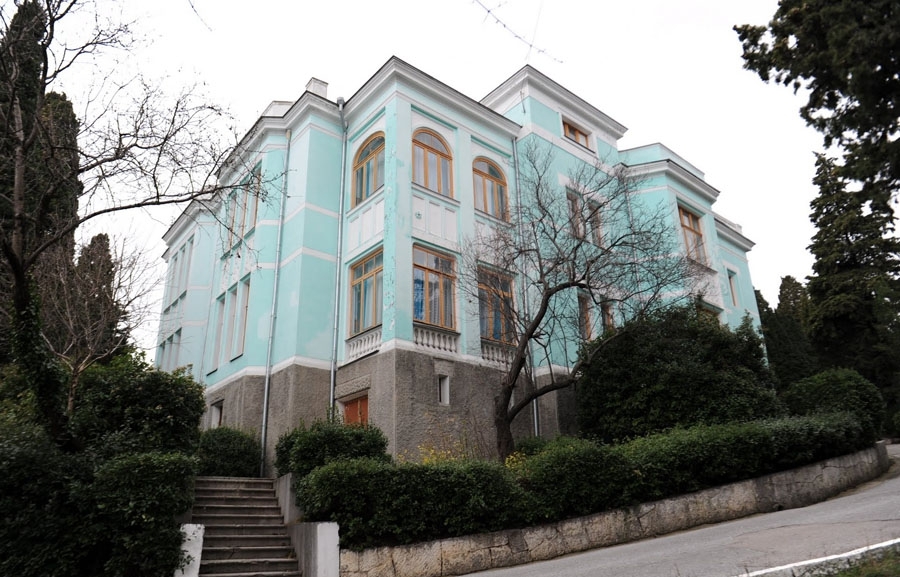 имение Романовых передали Цареву царев, крым