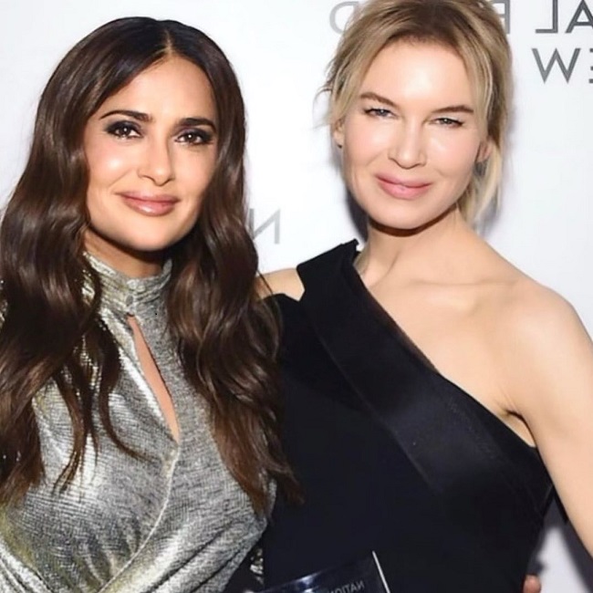 В серебре и золоте: Сальма Хайек покорила сеть новым роскошным образом