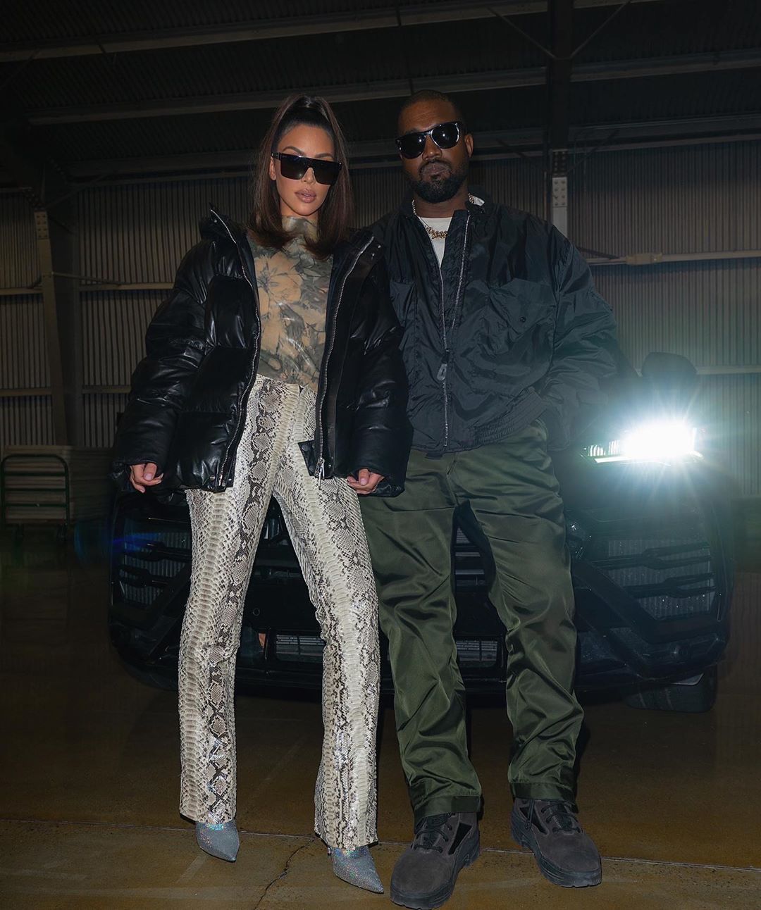 В пуховику і на підборах: Кім Кардашян показала, як поєднувати речі в різних стилях