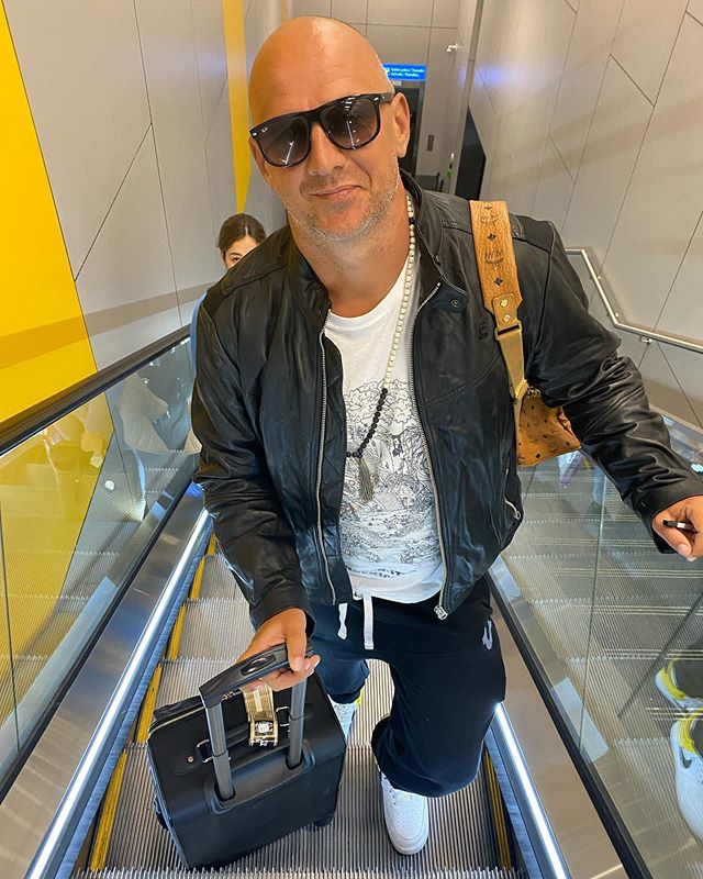 Потап і Настя Каменських показали, чим зайнялися вночі на пляжі в Мексиці