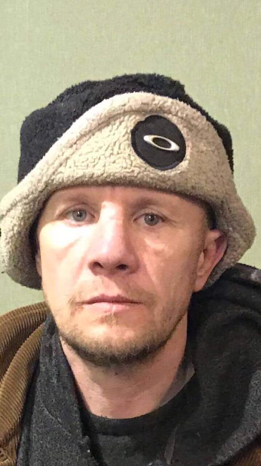 Під Києвом чоловік нападає на людей: з'явилося фото злочинця