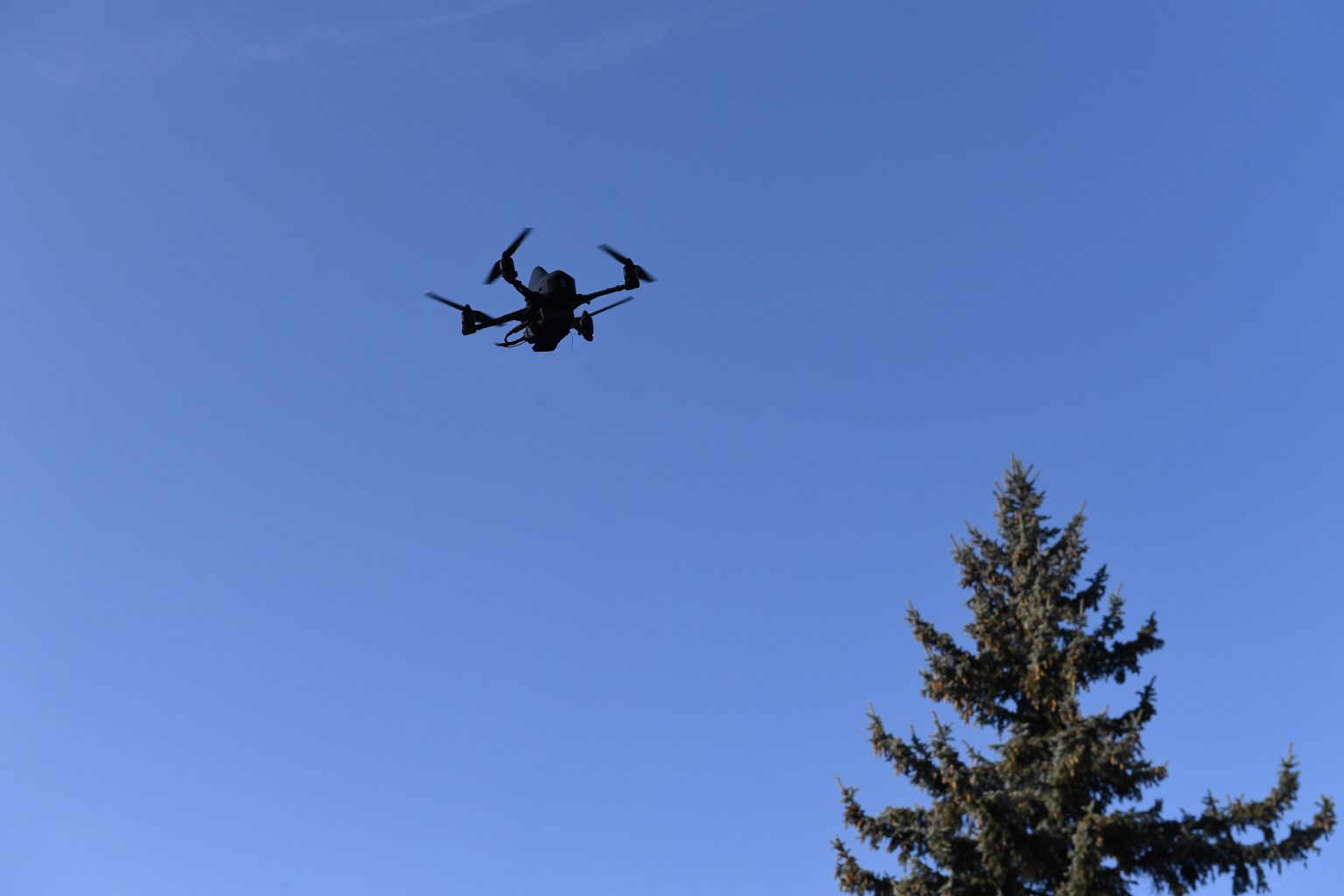 Наша &quot;Берегиня&quot;: в Украине показали первый отечественный военный дрон-разведчик (видео)