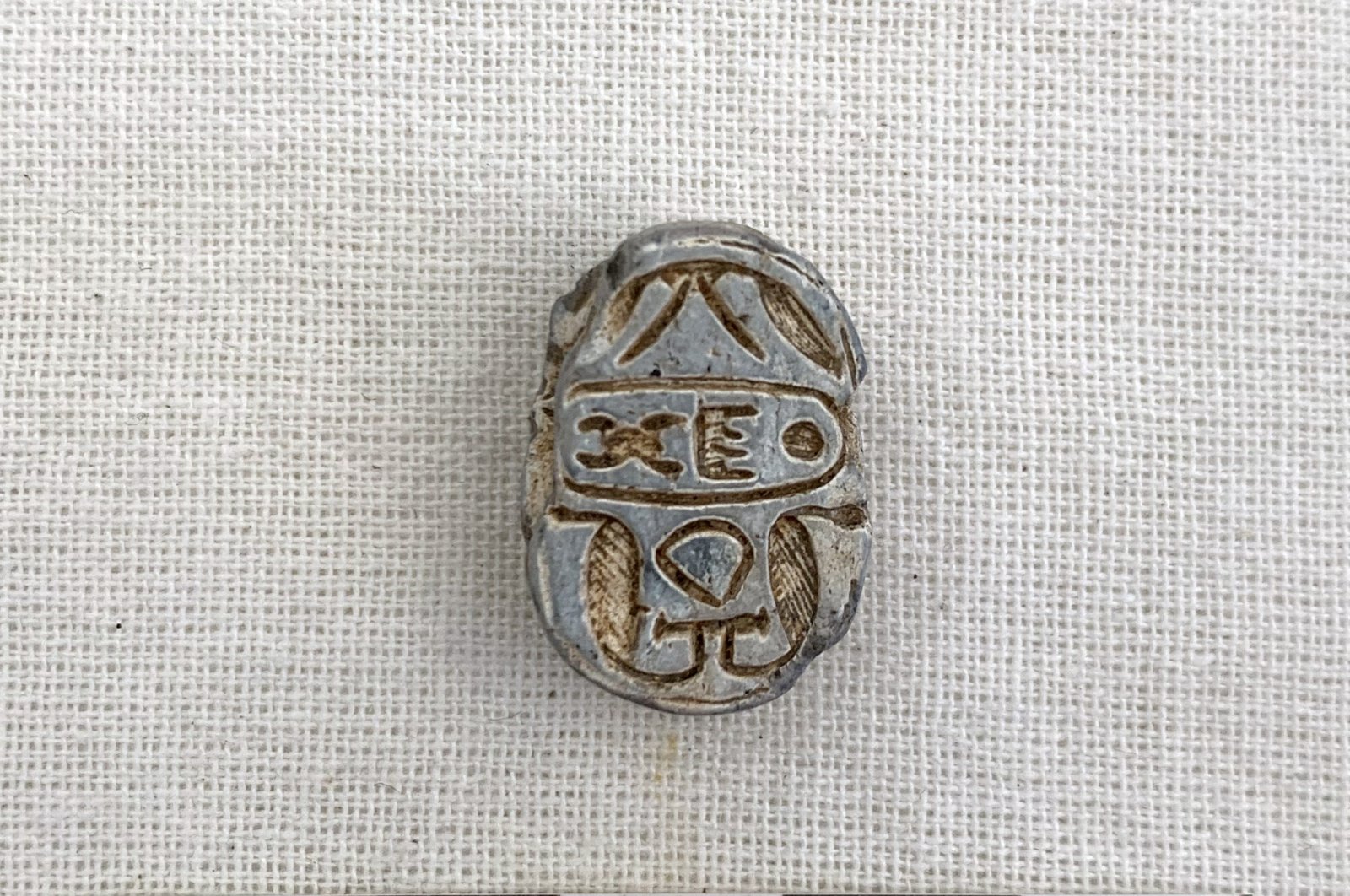 Ученые нашли уникальную египетскую печать с загадочными символами (фото)