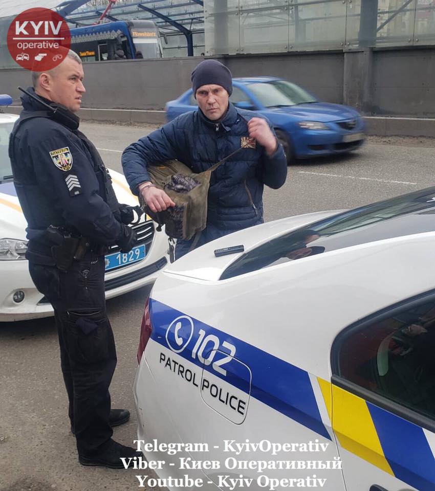 В маршрутке Киева поймали наглого карманника: фото "героя"