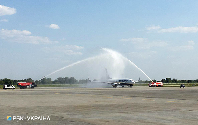 З України вилетів перший рейс Ryanair