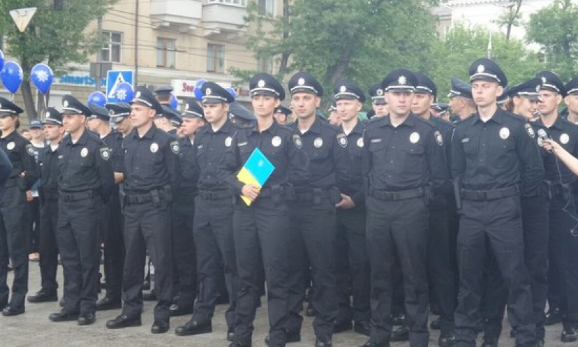 патрульна поліція Маріуполя розпочала роботу