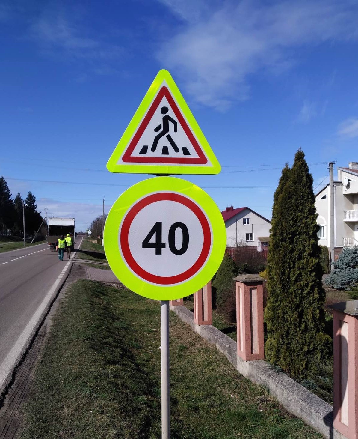 На дорогах Украины полностью поменяют навигацию: появились фото