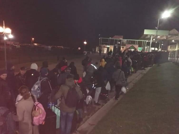 Карантин в Украине: появились устрашающие фото с границы