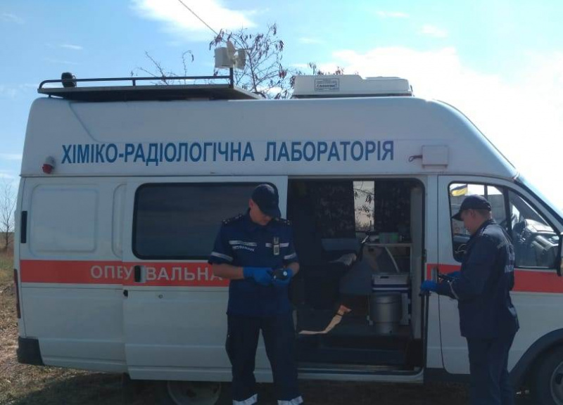 Выбросы &quot;Крымского титана&quot;: в Херсонской области очистили 220 км дорог