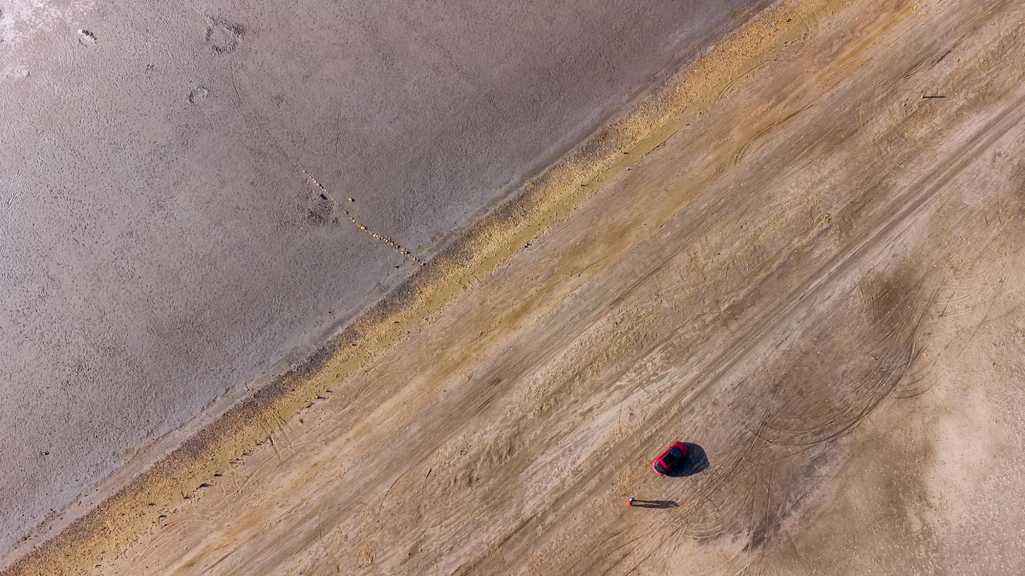 В Украине нашли "марсианские пейзажи": в эти фото сложно поверить