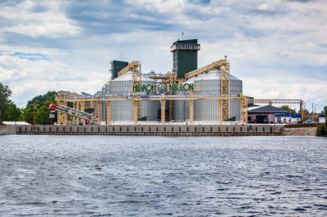 Такие предприятия как &quot;НИБУЛОН&quot; творят современную историю и сильную Украину, - Гройсман