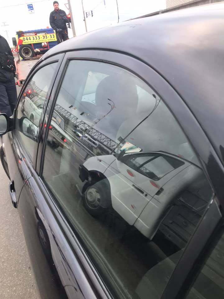 В Киеве полиция жестоко избила мужчину: все подробности