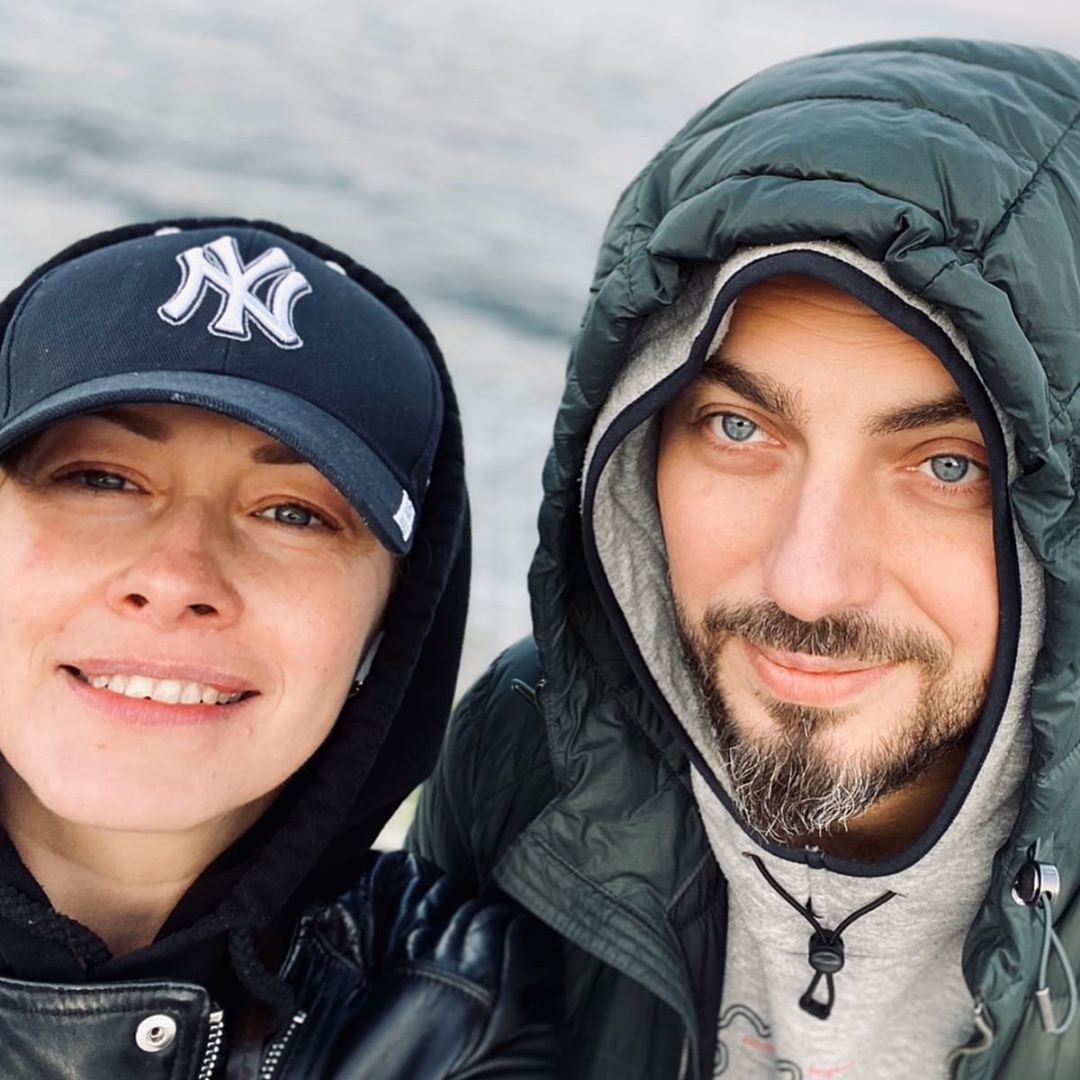 Орыс жасырын камера секс Орыс порно: тойда қалыңдықты трахает