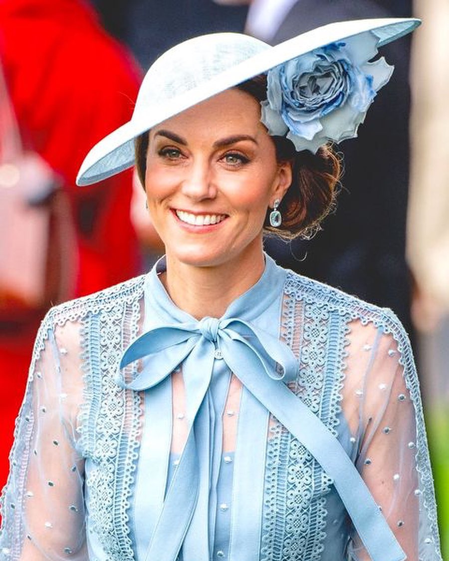 Експерт розсекретила інтимні подробиці ідеальних образів Кейт Міддлтон