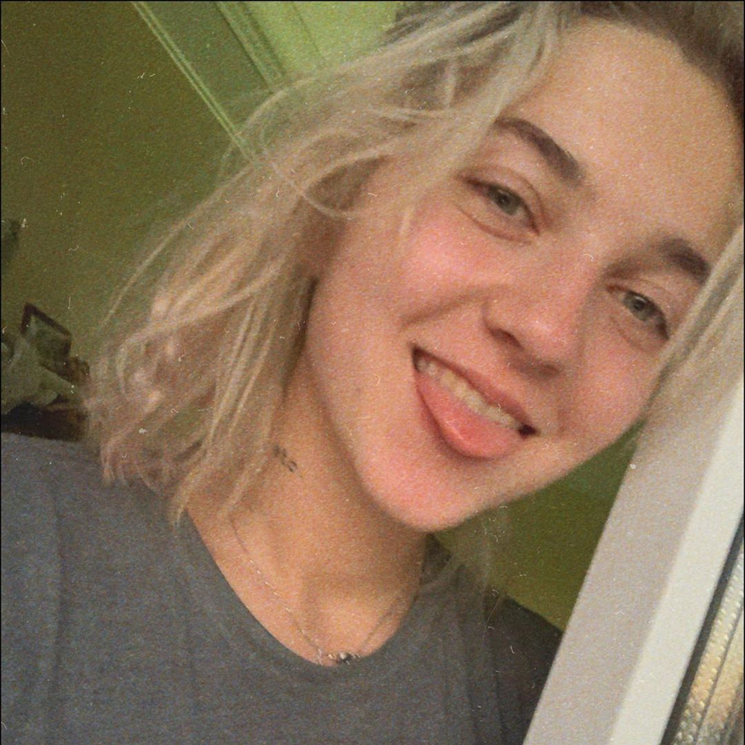 З тобою мені так комфортно: падчерка Потапа вперше розповіла про коханого