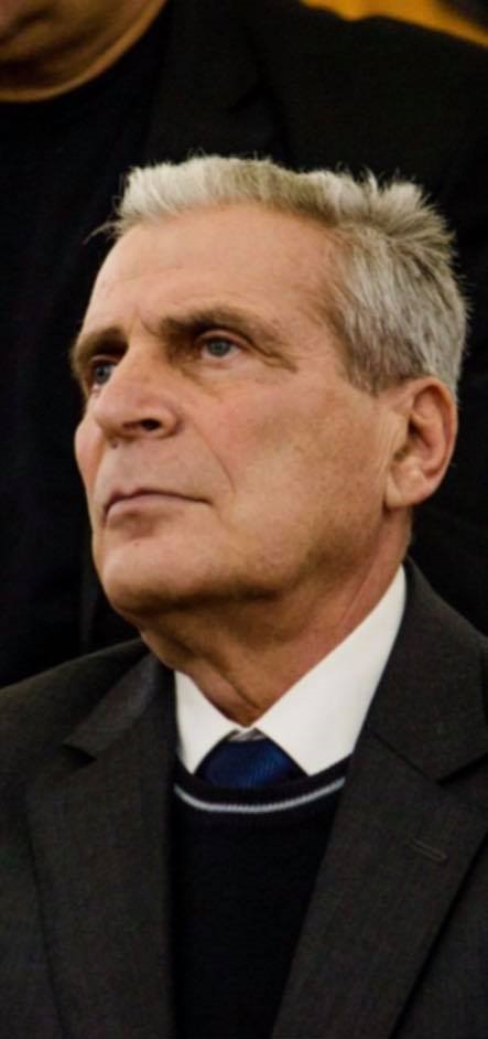 В Николаеве за рулем авто внезапно скончался известный украинский тренер