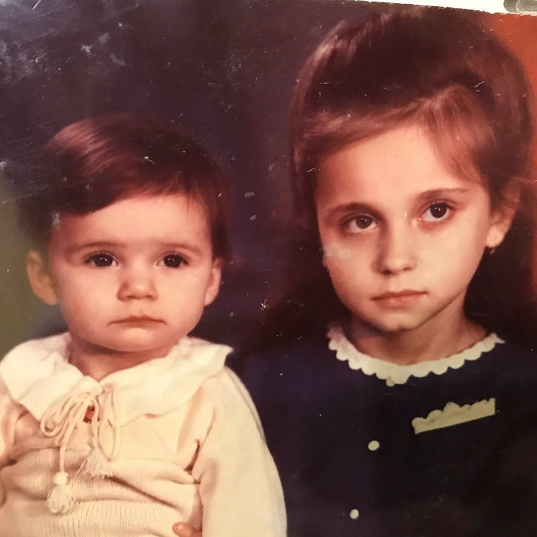 Лилия Ребрик показала красотку сестру и рассекретила свое настоящее имя